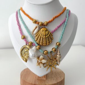 Collar de cuerda